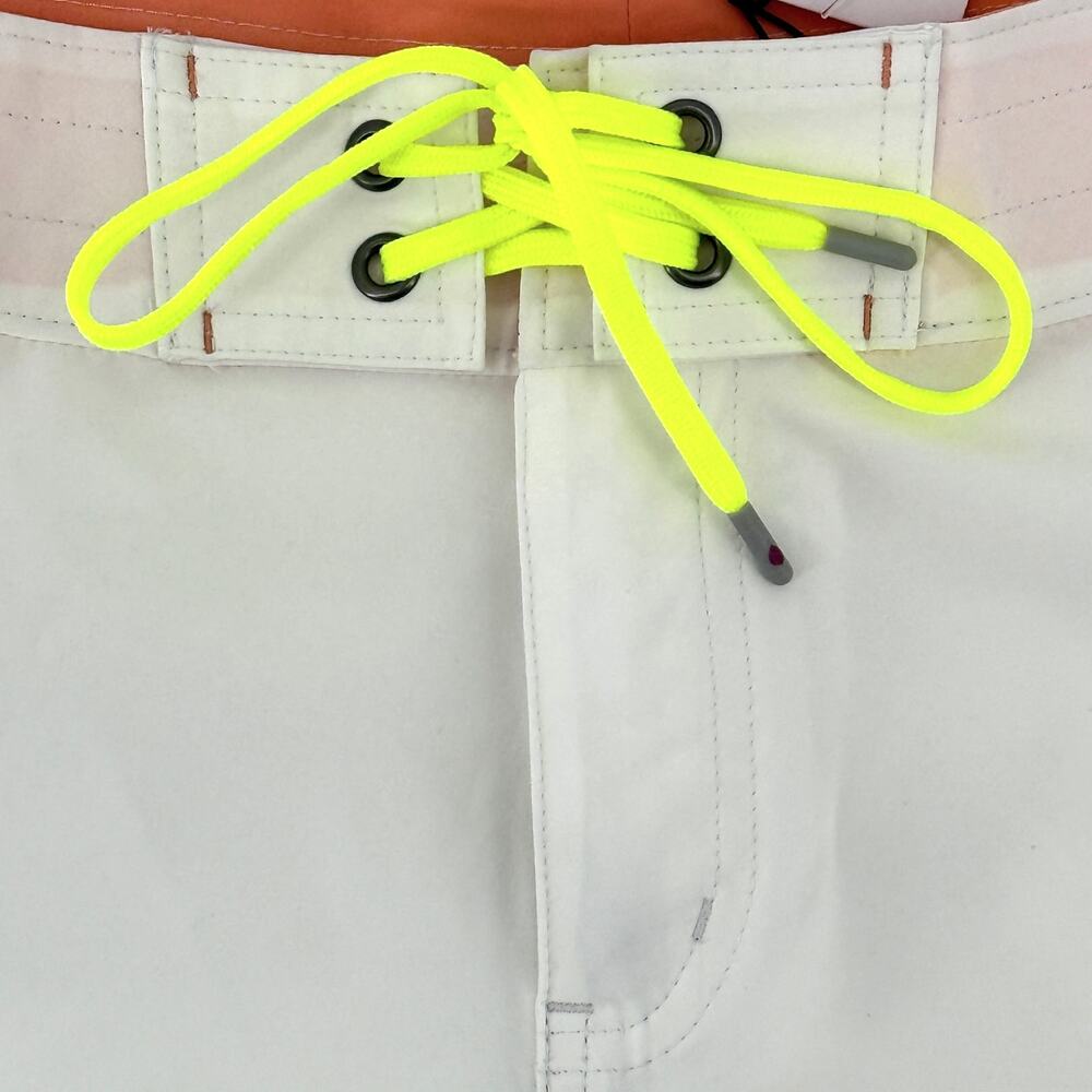 Stio CFS Board Shorts Womens Size 10 White Morning Frost 4" Inseam - Picture 4 of 9